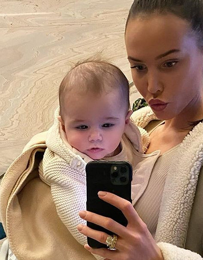 «Татарчонок»: Анастасия Решетова показала фото сына Ратмира, где ему всего пять дней (видео)