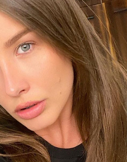 «Чистая природа»: Кети Топурия сфотографировалась топлес в лесу