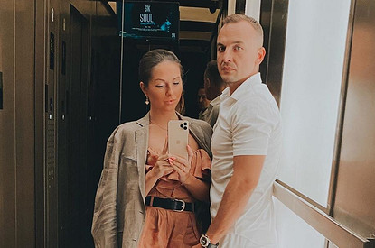 «Все проблемы — только ваши»: муж Нюши поделился романтичным снимком и семейными советами (а его обвинили в фотошопе)