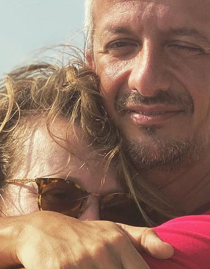 Константин Богомолов показал, как Собчак игнорирует его в постели (видео)