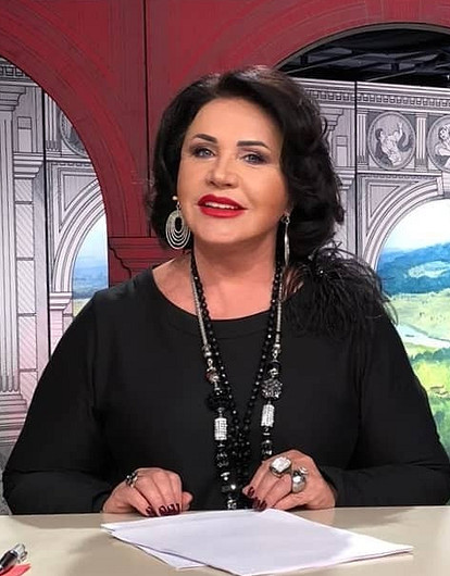 «Заказала вкусной еды»: концертный директор Надежды Бабкиной рассказал о ее состоянии