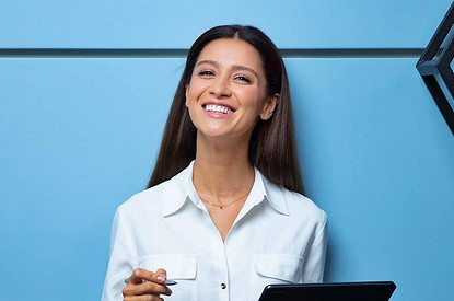 Равшана Куркова поделилась милым «щекастым» фото с мопсом