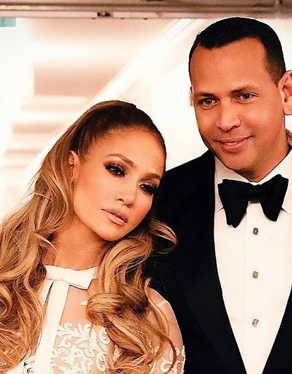 «Есть 4 разных сценария»: Дженнифер Лопес и Алекс Родригес рассказали о свадьбе на карантине