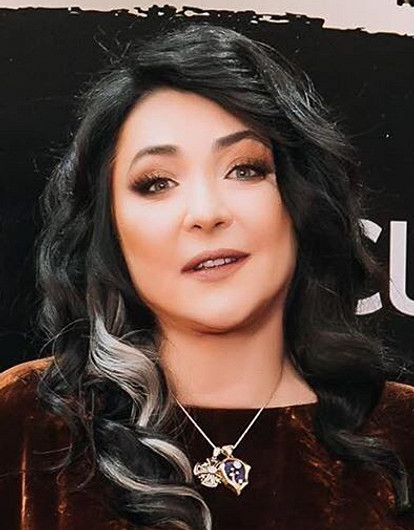 «Я буду стричься налысо»: Лолита отрезала себе волосы (видео)