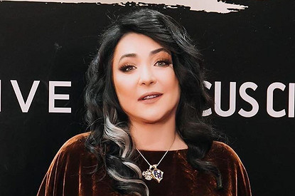 «Я буду стричься налысо»: Лолита отрезала себе волосы (видео)