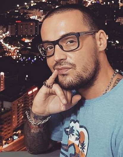 «Забрали в Коммунарку»: Гуф попал в больницу после скандала с собаками (видео)