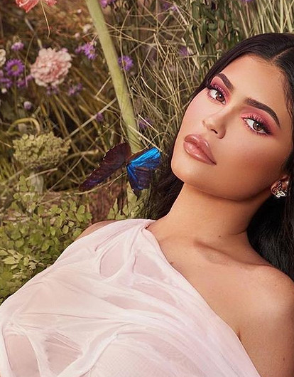 Кайли Дженнер стала самым молодым миллиардером (не опять, а снова)