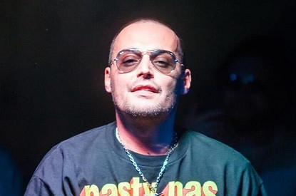 Гуф оказался в полиции после 3700 заявлений из-за скандала с собаками