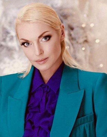 Анастасия Волочкова показала похудевшую фигуру в прозрачном боди