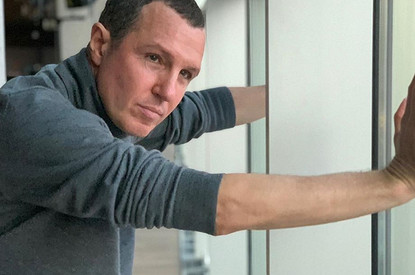 Игорь Верник опубликовал откровенное фото с беременной женой