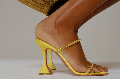 7 пар босоножек, которые будут в моде этим летом