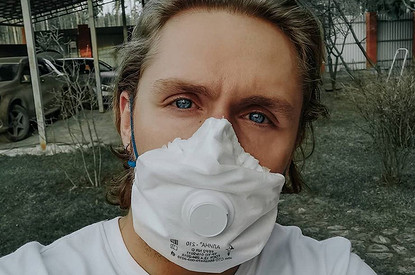 Заразившийся коронавирусом Влад Соколовский обратился к тем, кто не верит в существование болезни (видео)