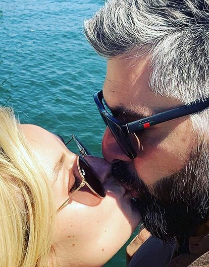 СМИ: Полина Гагарина рассталась с мужем после шести лет брака