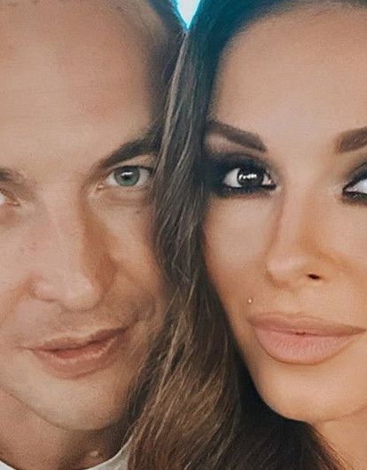 «Что-то новое»: Нюша в лавандовом боди привела в восторг мужа