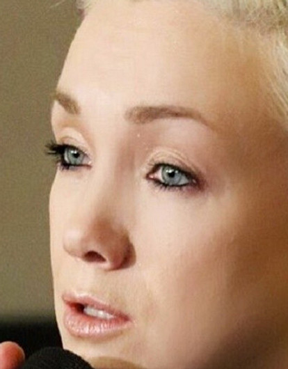 «Для меня что-то умерло»: Дарья Мороз об уходе Константина Богомолова из МХТ имени Чехова