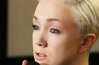 «Для меня что-то умерло»: Дарья Мороз об уходе Константина Богомолова из МХТ имени Чехова