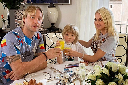 «Как вы меня достали»: сын Рудковской и Плющенко отказался от съемок (видео)