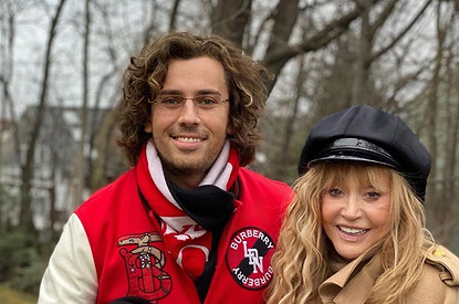 «Хороша!»: Максим Галкин показал постройневшую Пугачеву (видео)