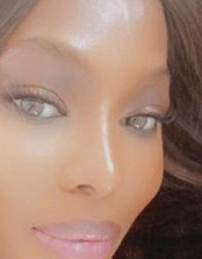 «Не думала, что доживу»: Наоми Кэмпбелл исполнилось 50 лет