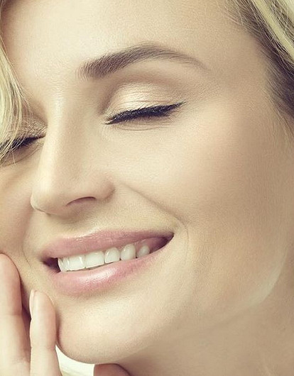 «Милашка»: после слухов о разводе Полина Гагарина сняла видео с бойфрендом Алексы (мир тесен)