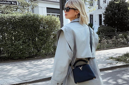 Не только бежевый: с чем носить плащи разных цветов (75 лучших образов, которые тебя вдохновят)