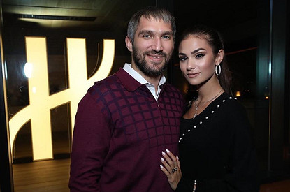 Анастасия Шубская показала первую встречу новорожденного сына Овечкина со старшим братом