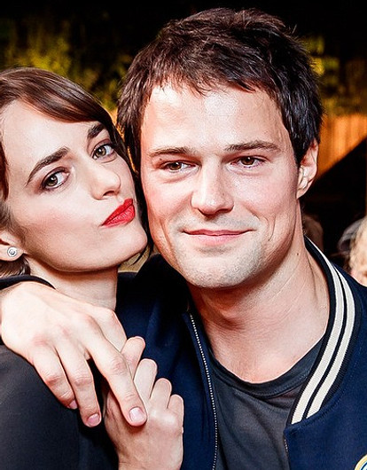 Данила Козловский в честь дня рождения опубликовал фото с дочерью