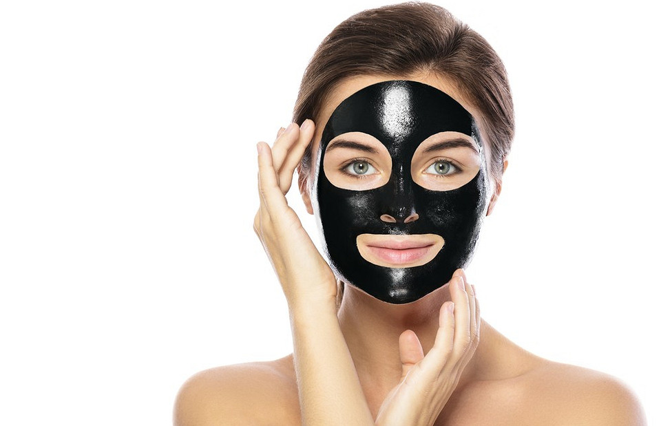 Инструкция по применению: как наносить 6 разных видов масок на лицо, чтобы они работали