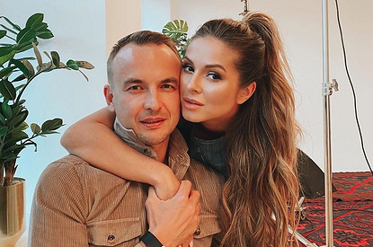 «Слова просто не нужны»: Нюша поделилась беременным фото