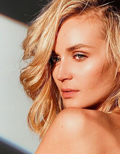 «Думает, что она сильная»: тренер Полины Гагариной показал ее домашнюю тренировку (видео)