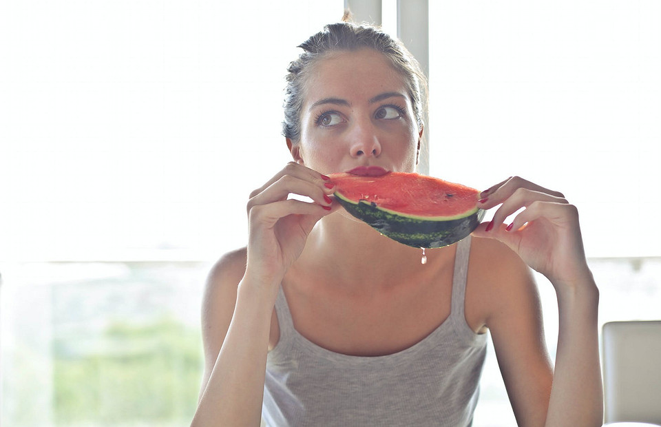 6 правильных сочетаний фруктов и ягод: похудеть, устроить детокс, сделать кожу чистой, выздороветь