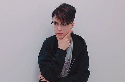 19-летняя дочь Ефремова станет опекуном страдающей от алкоголизма матери