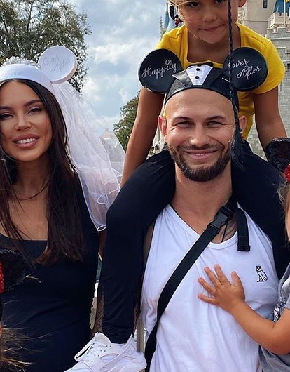 Оксана Самойлова и Джиган подарили дочерям бородатых ящериц (видео)