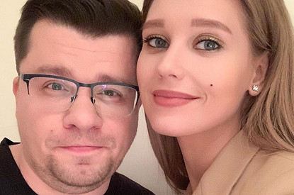 Кристина Асмус и Гарик Харламов опровергли слухи о постановочном разводе