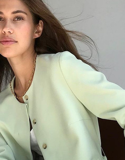 Что нужно успеть купить на летних распродажах: 25 модных вещей российских брендов