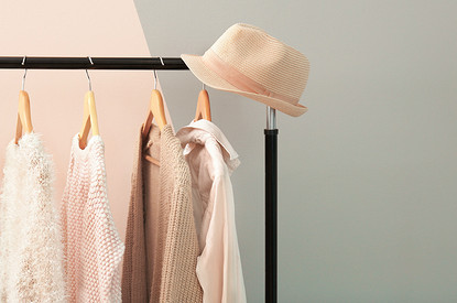 6 вещей женского гардероба, на которые можно не тратить много денег (так делают даже звезды)