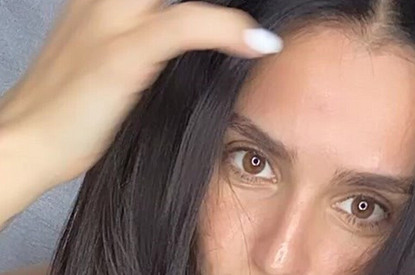 Певица Zivert вновь сменила цвет волос (теперь жгучая брюнетка)