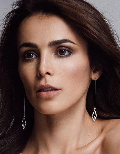 «Готова была стать второй женой»: Сати Казанова о тайном романе с женатым олигархом