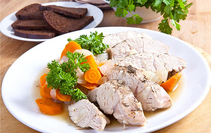 Филе индейки в белом вине