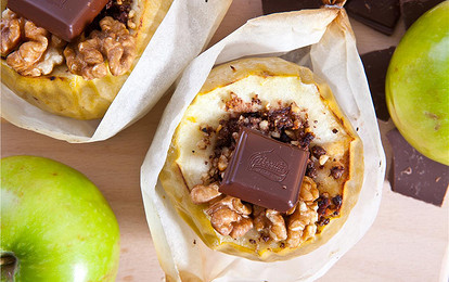 Яблоки с орехами