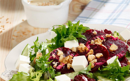 Салат из свеклы с сыром фета