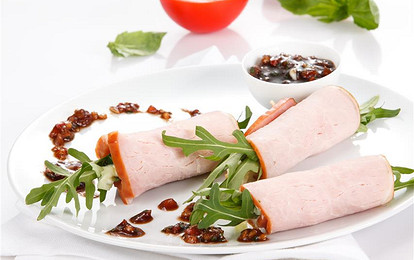 Рулетики с руколой