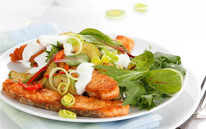 Рыбный салат с кабачком