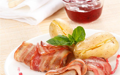 Мясо в беконе по-нормандски