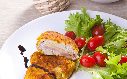 Кордон блю из куриного филе с сыром