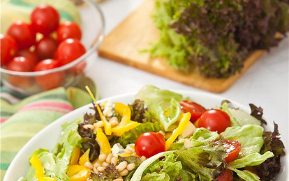 Салат с кедровыми орешками