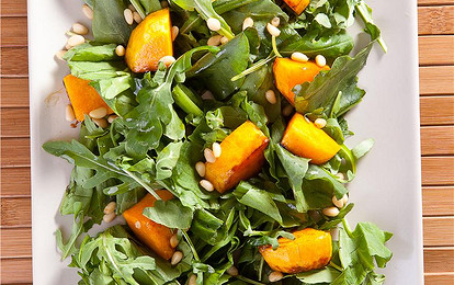 Салат из тыквы со шпинатом