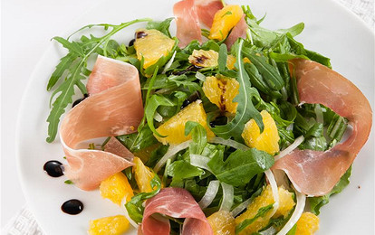 Салат с апельсинами