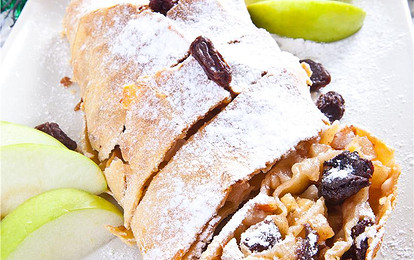 Штрудель с яблоками