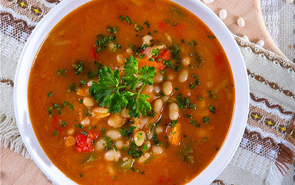 Фасолевый суп по-монастырски